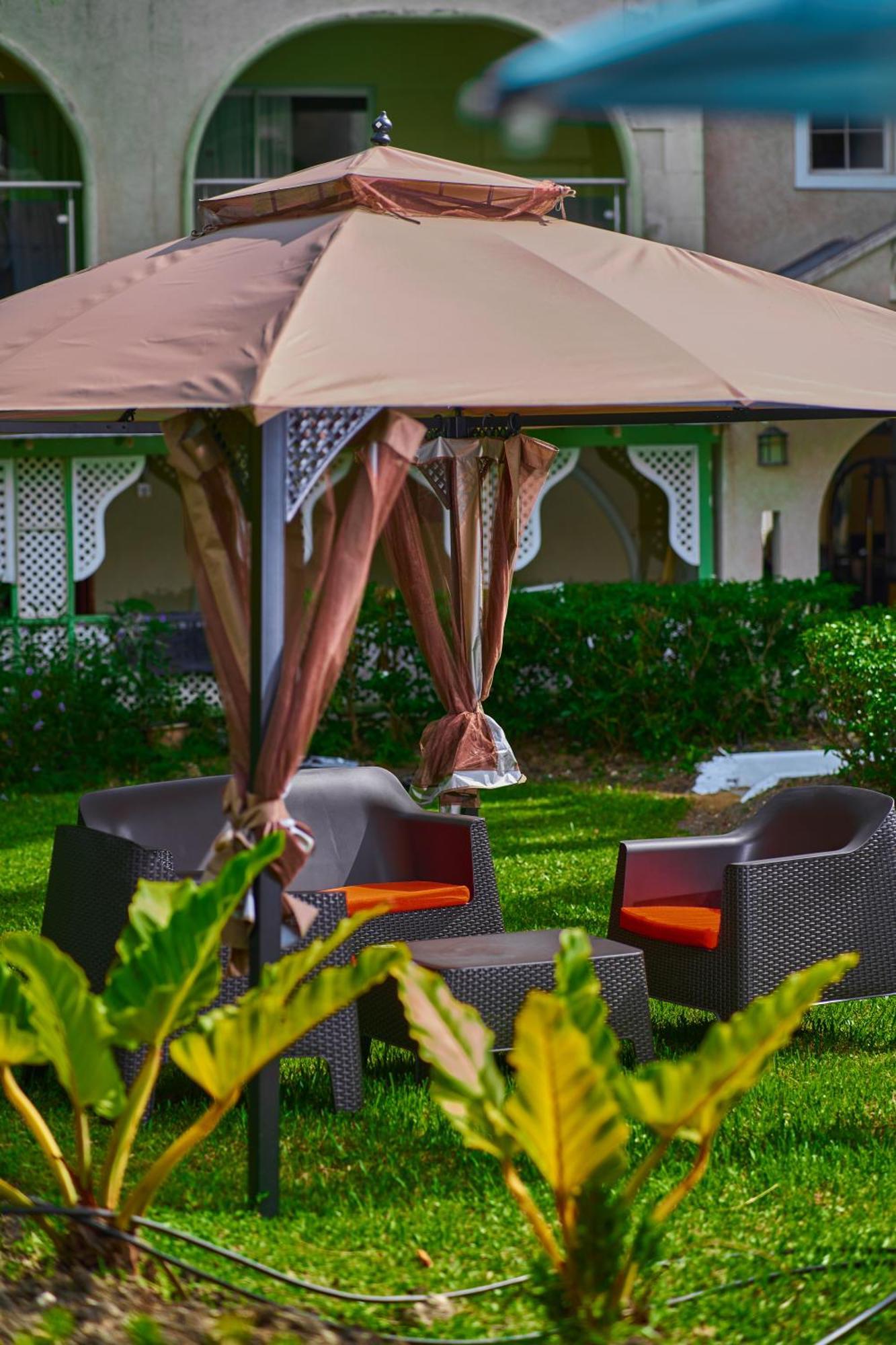 Sunbay Hotel Christ Church Extérieur photo