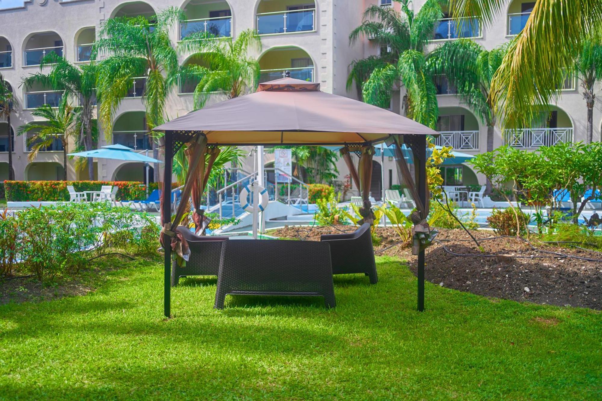 Sunbay Hotel Christ Church Extérieur photo